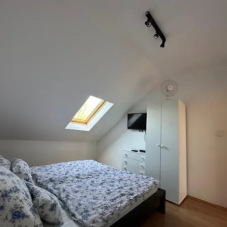 Arnold Apartmanhaz