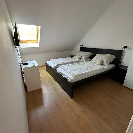 Appartement Arnold Apartmanhaz *