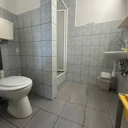Arnold Apartmanhaz