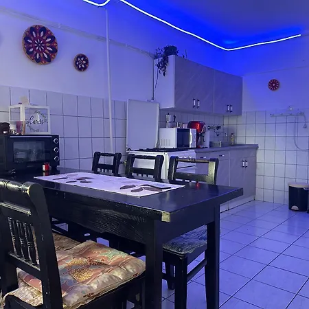Arnold Apartmanhaz Apartment *
