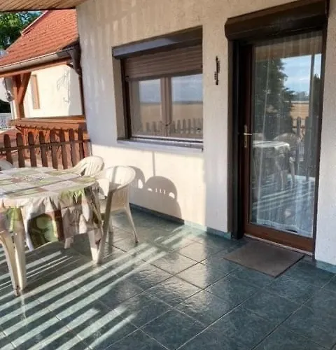Apartment Arnold Apartmanhaz Buk