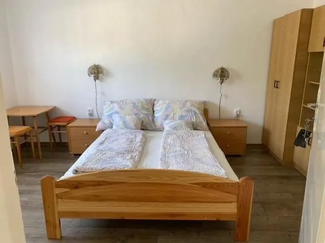 Arnold Apartmanhaz