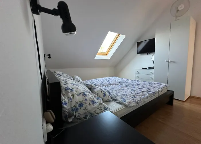 Arnold Apartmanhaz *
